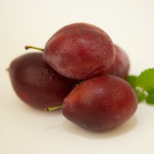 Слива Медовая вес