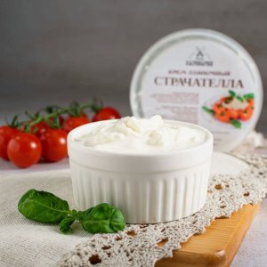 Крем cливочный Страчателла 60% вес Наша Сыроварня