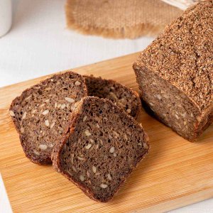 Хлеб Цельнозерновой 300г 