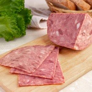 Сервелат Колбасный цех Добрянка Деликатесный в/к вес