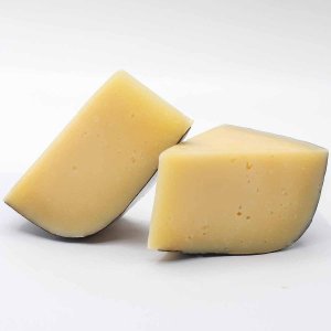 Сыр Белый замок Пармезан тверд 40% вес
