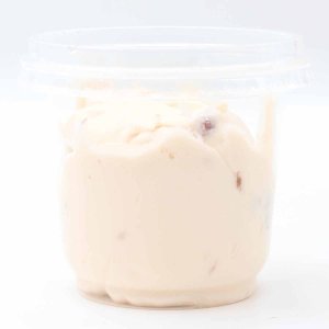 Продукт молокосодержащий Алтайская буренка с изюмом 15.5% вес