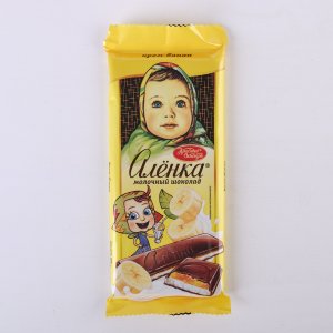 Шоколад Аленка с начинкой крем банан 87г