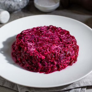 Салат из свеклы с чесноком вес