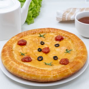 Пирог Праздничный с мясом и луком вес