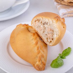 Минтай запеченый с крабовым мясом вес