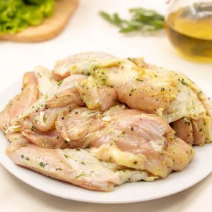 Филе бедра цыпленка в маринаде Чесночном с травами п/ф вес