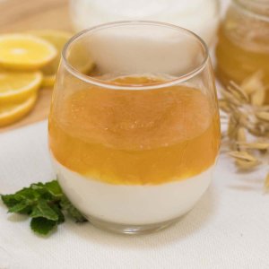 Йогурт Греческий с манго натуральный 200г Наша Сыроварня