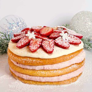 Торт Бабушкин с клубникой вес