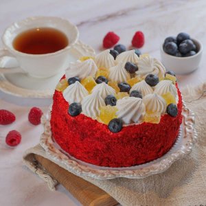 Торт Красный бархат малиновый вес