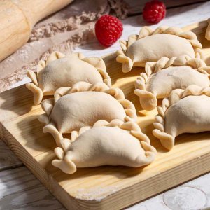 Вареники с малиной п/ф вес