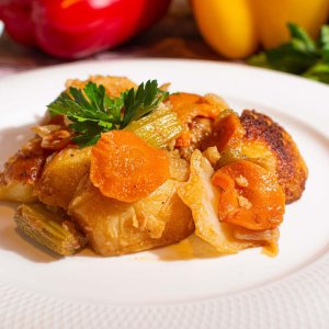 Картофель с овощами из Русской печи вес