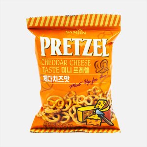 Мини-крендель Самжин со вкусом сыра чеддер 70г