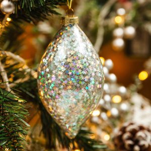 Украш елочХолидейКлассикКапляЛедяна фантаз с сереб звездоч стек12х12х6