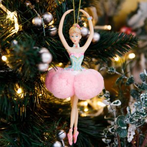 Украш елочХолидейКлассик Балерина Принцесса на горошине роз полистоун