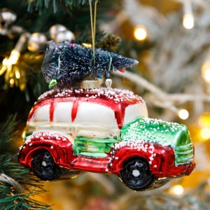 Украш елочХолидейКлассик Автомобиль Остин с елочкой стекло 11,5х6,5см