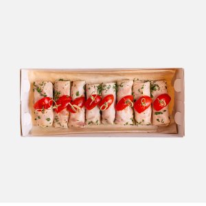 Набор из Рулетиков из ветчины с сыром Пикантные 40г*8шт